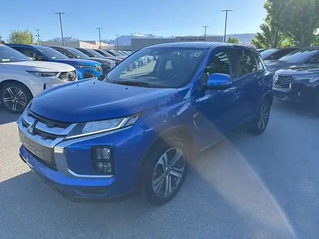 2024 Mitsubishi Outlander Sport 2.0 ES AWC CVT's photo