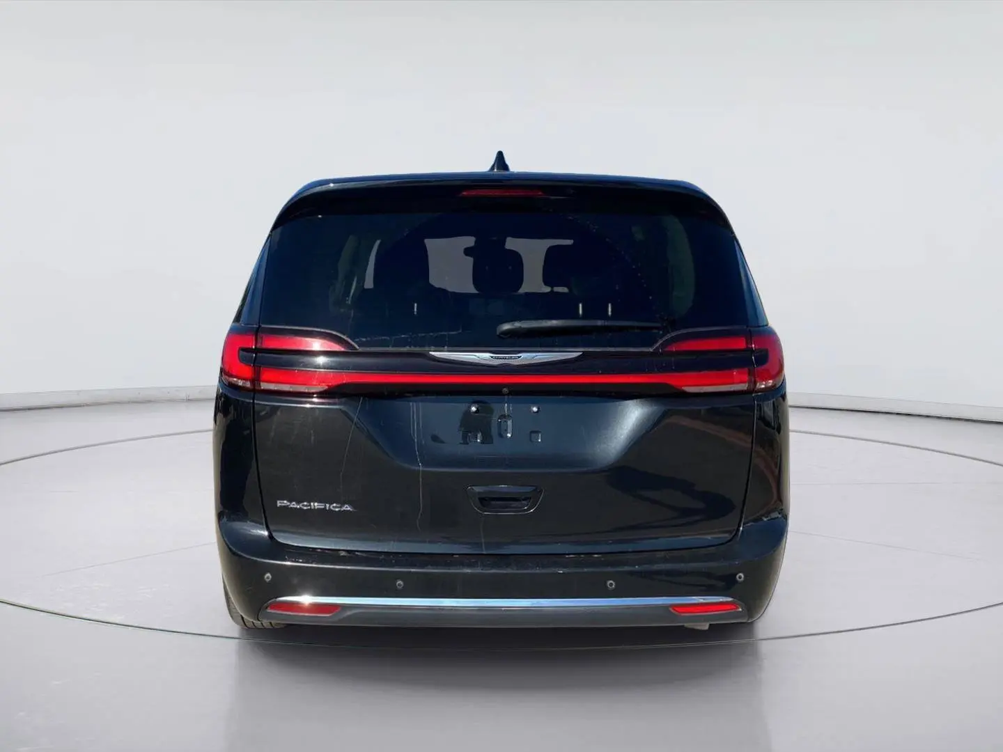 2023 Chrysler Pacifica Touring L photo 4