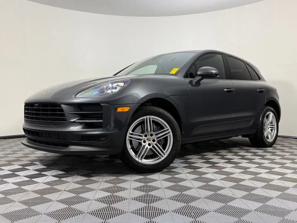 2021 Porsche Macan Base's photo