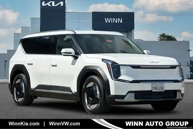 2024 Kia EV9 Wind AWD's photo