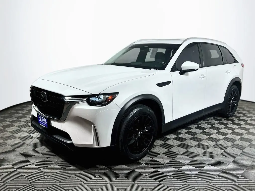 2024 Mazda CX-90 PHEV Preferred Package photo 3