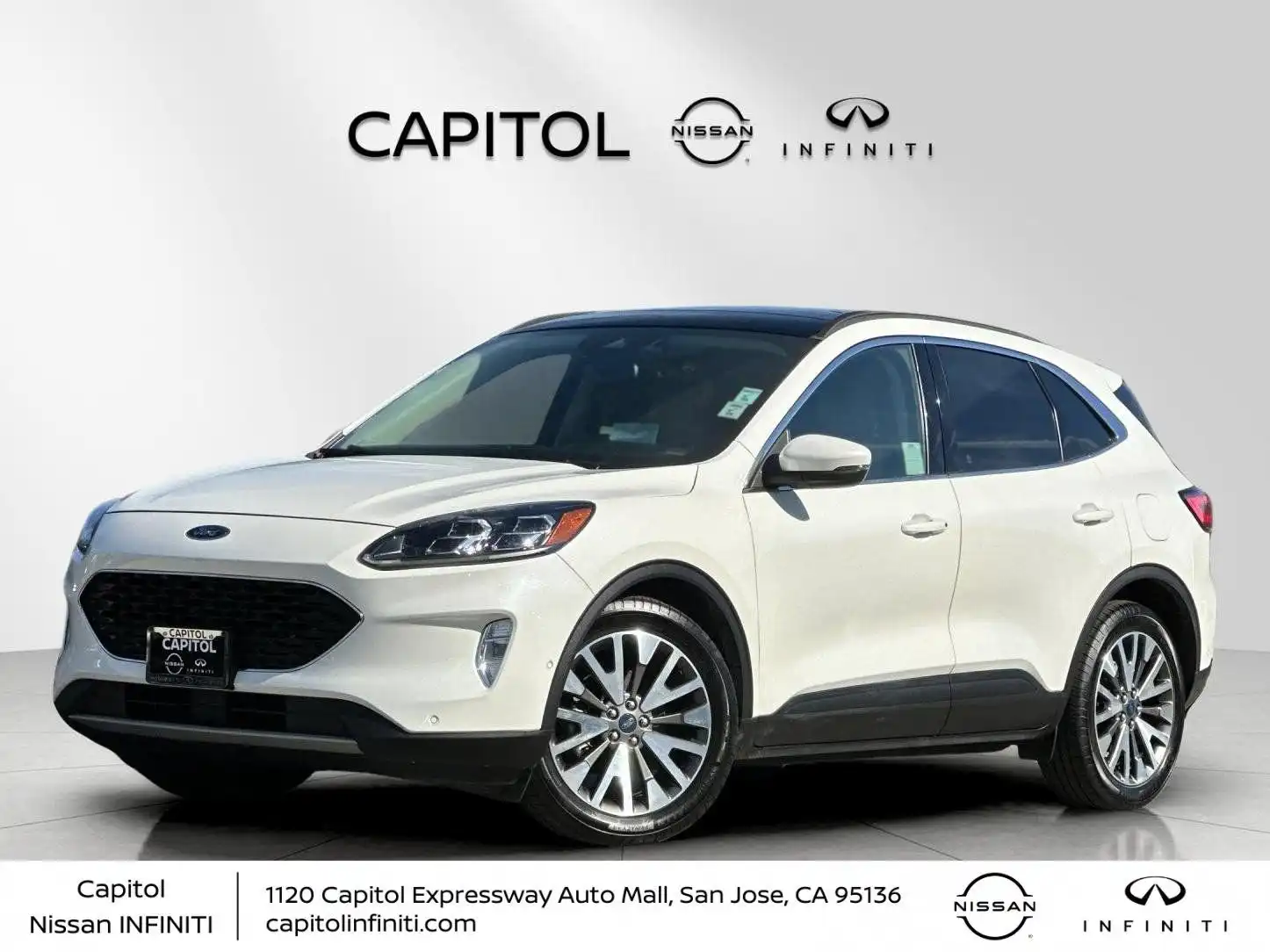 2020 Ford Escape Hybrid Titanium FWD's photo