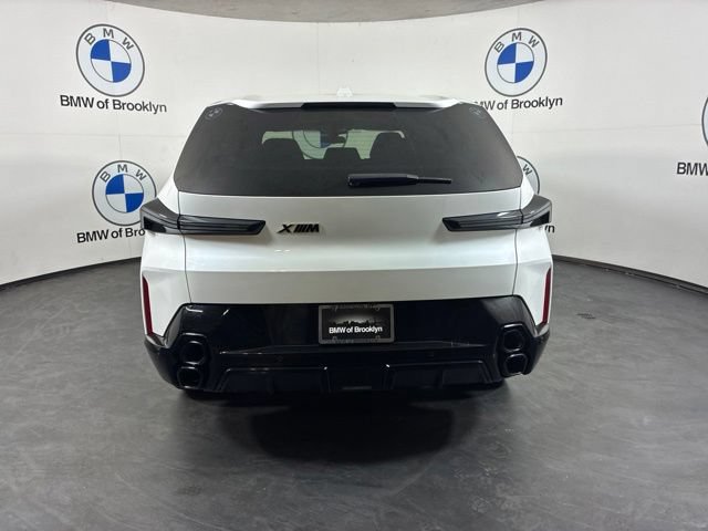 2023 BMW XM Base photo 4