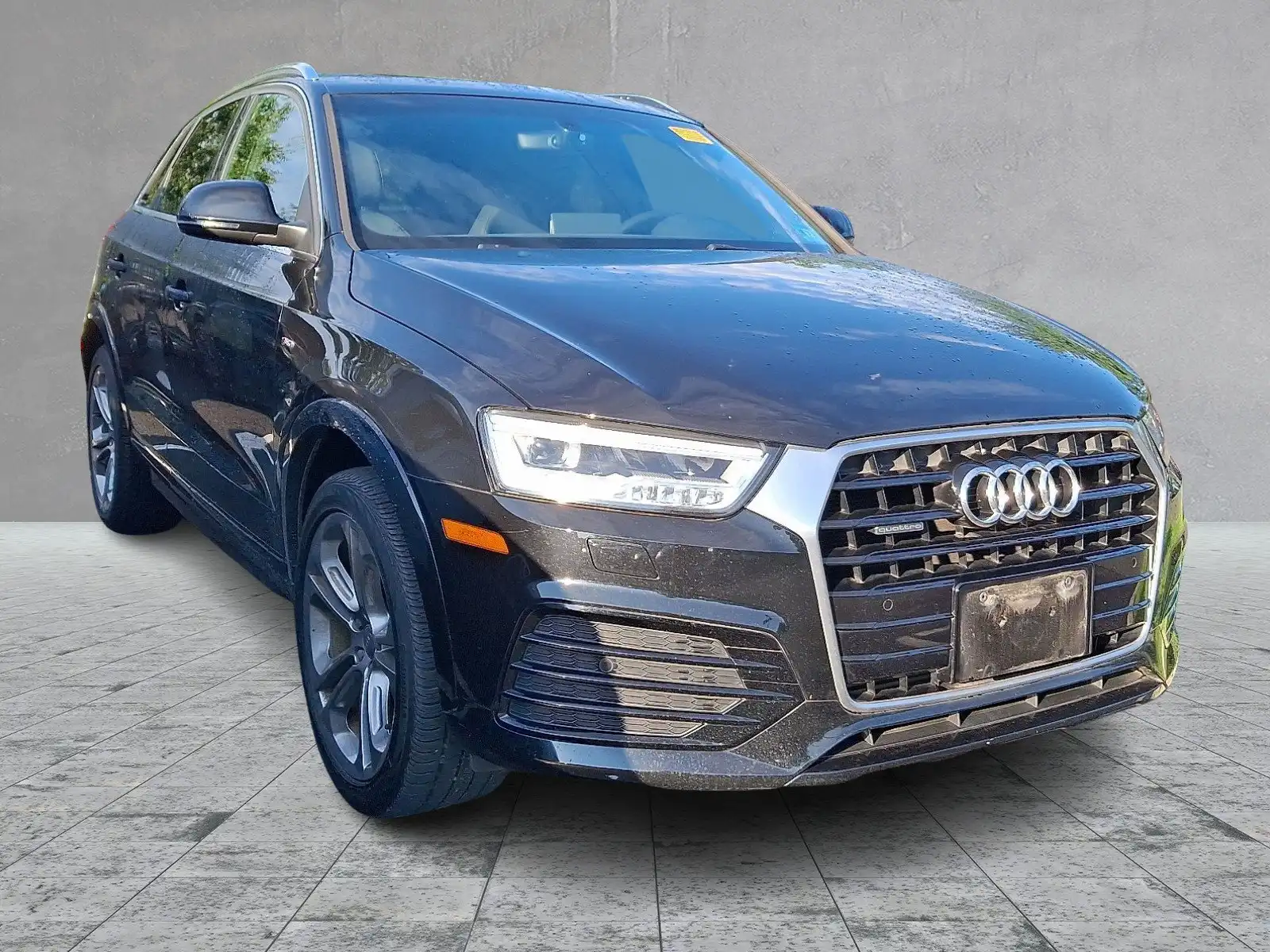 2016 Audi Q3 2.0T quattro tiptronic Prestige's photo