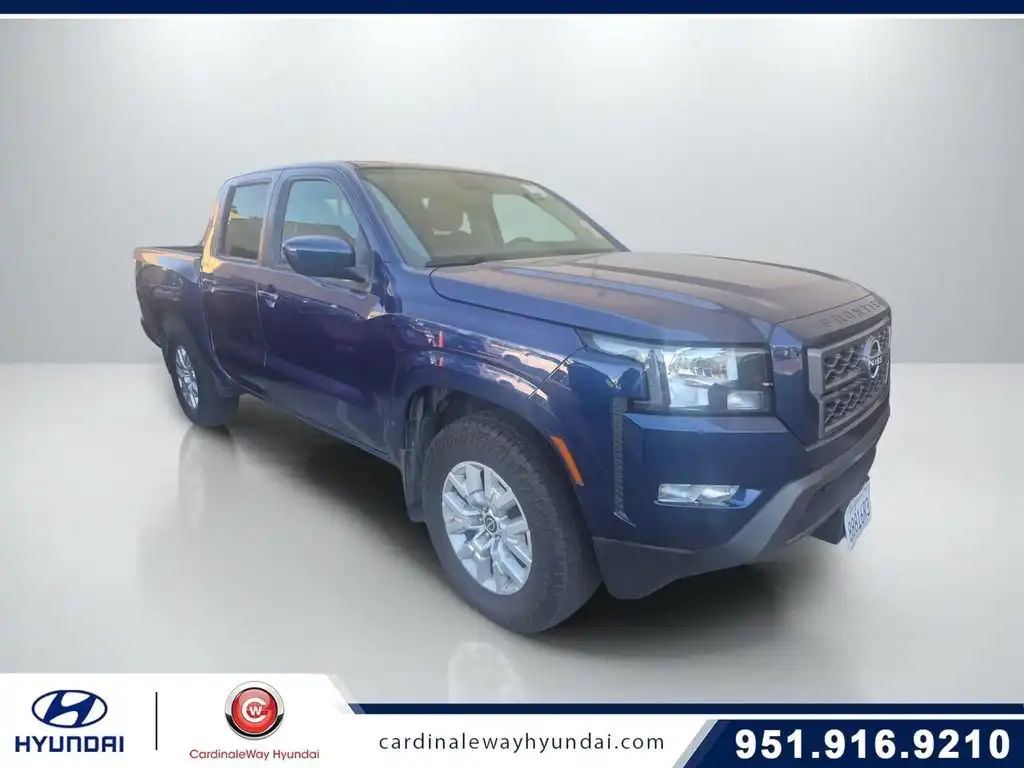 2022 Nissan Frontier SV Crew Cab 4X2 SWB's photo