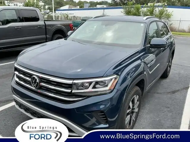 2021 Volkswagen Atlas Cross Sport 2.0T SE's photo