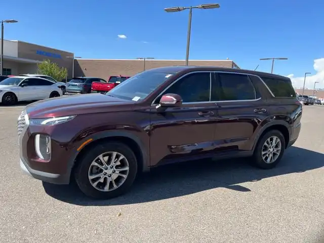 2022 Hyundai Palisade SE FWD's photo