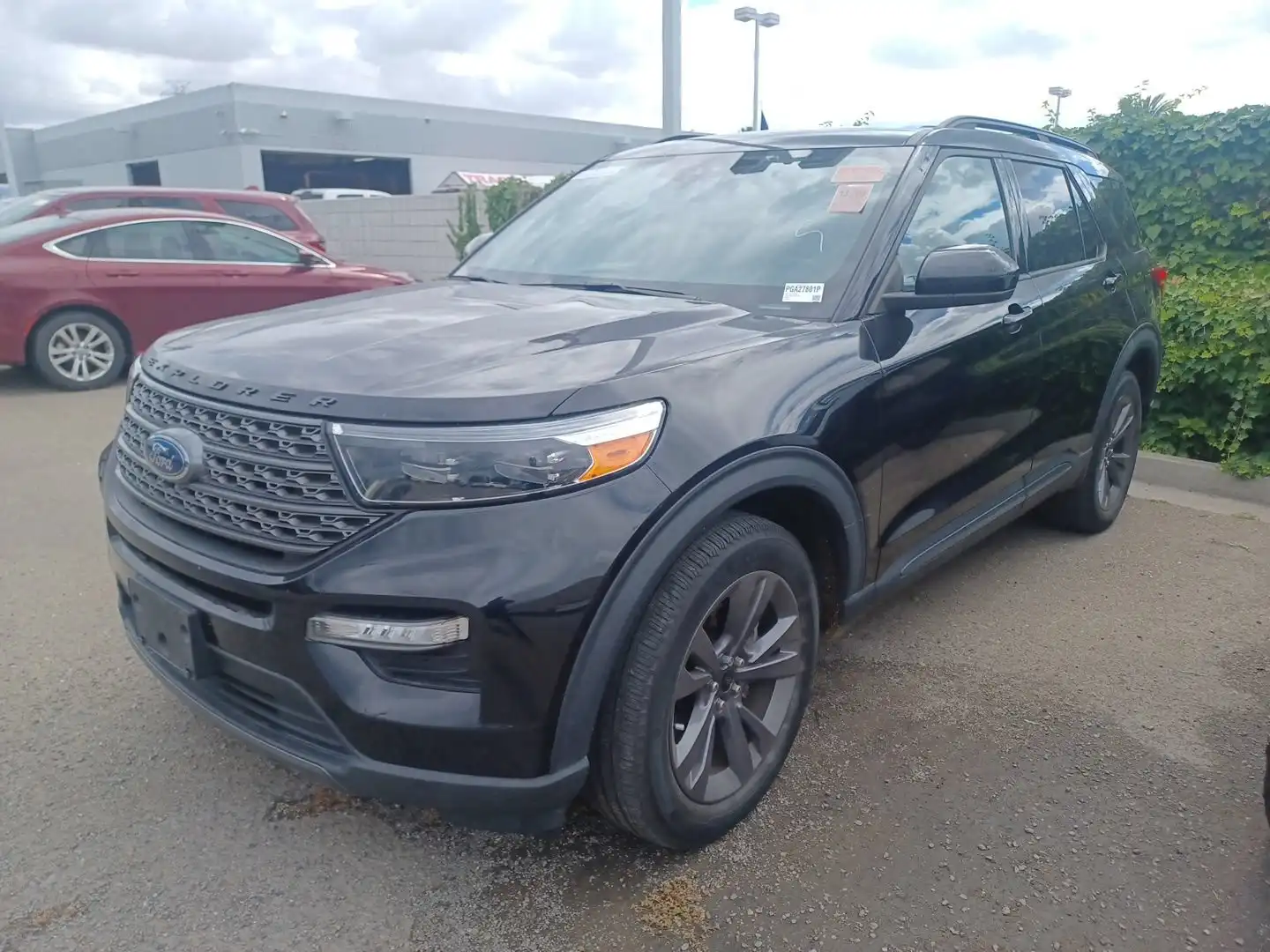 2023 Ford Explorer XLT 4WD's photo