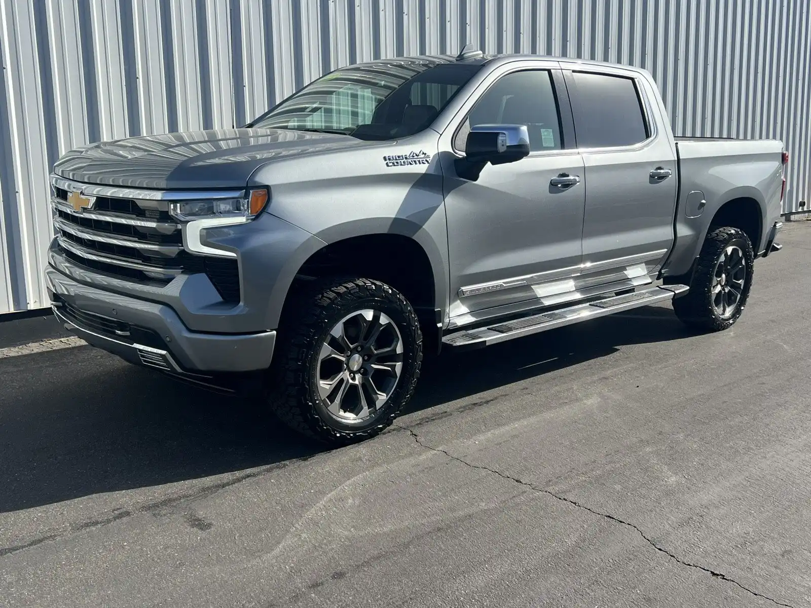 2023 Chevrolet Silverado 1500 High Country 4WD Crew Cab Short Box's photo