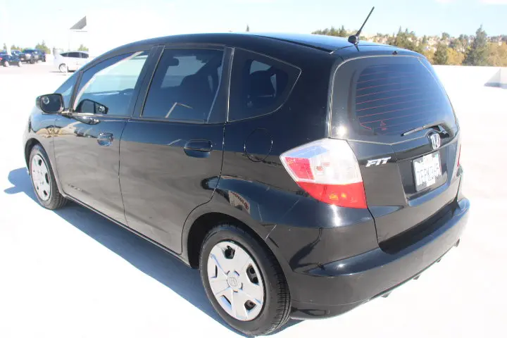 2013 Honda Fit Auto photo 5
