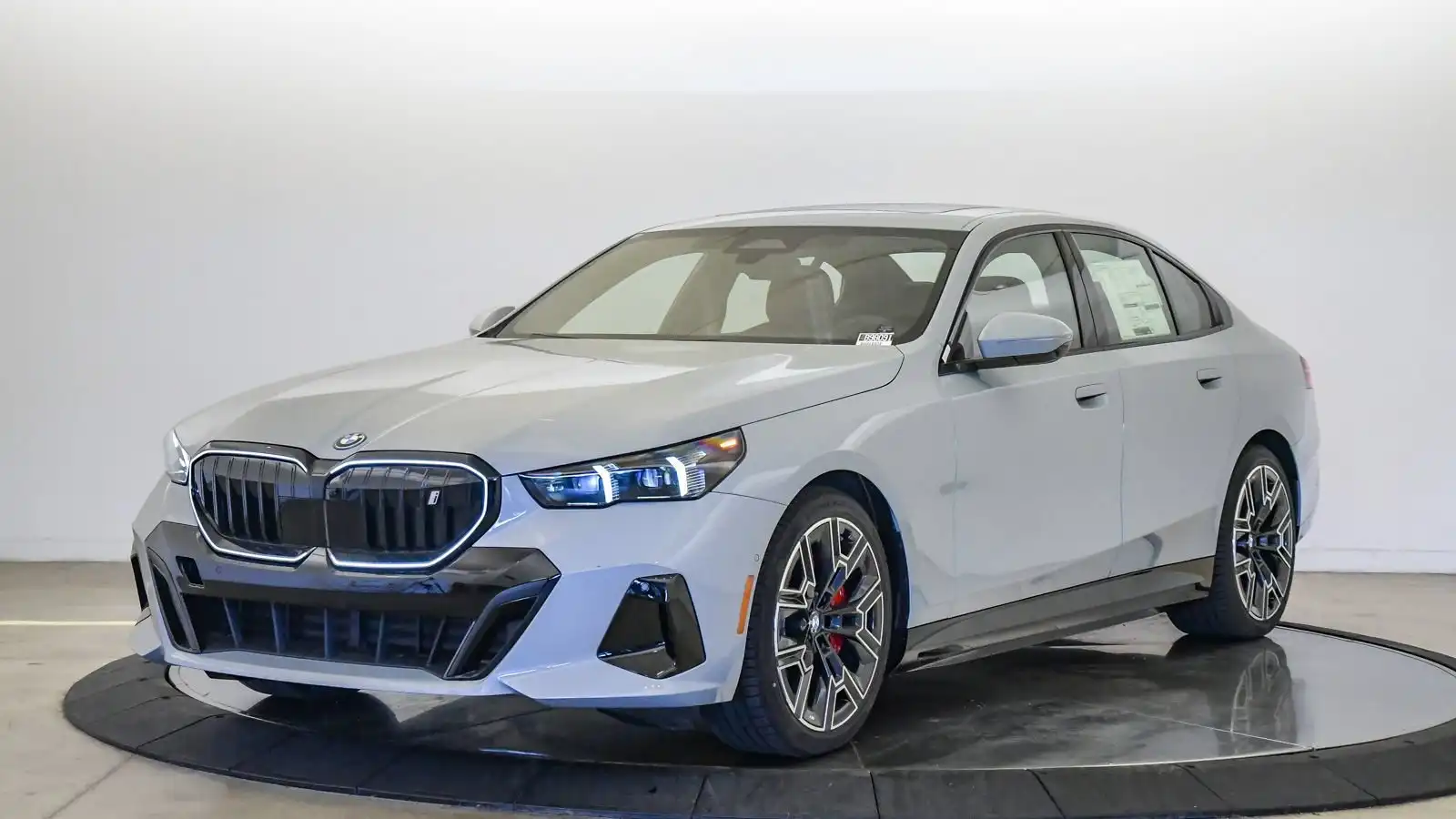 2027 BMW i5 eDrive40 Sedan's photo