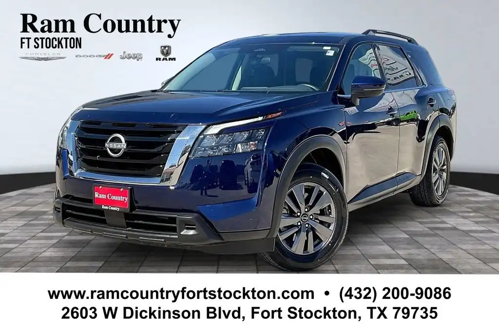 2025 Nissan Pathfinder SV FWD's photo