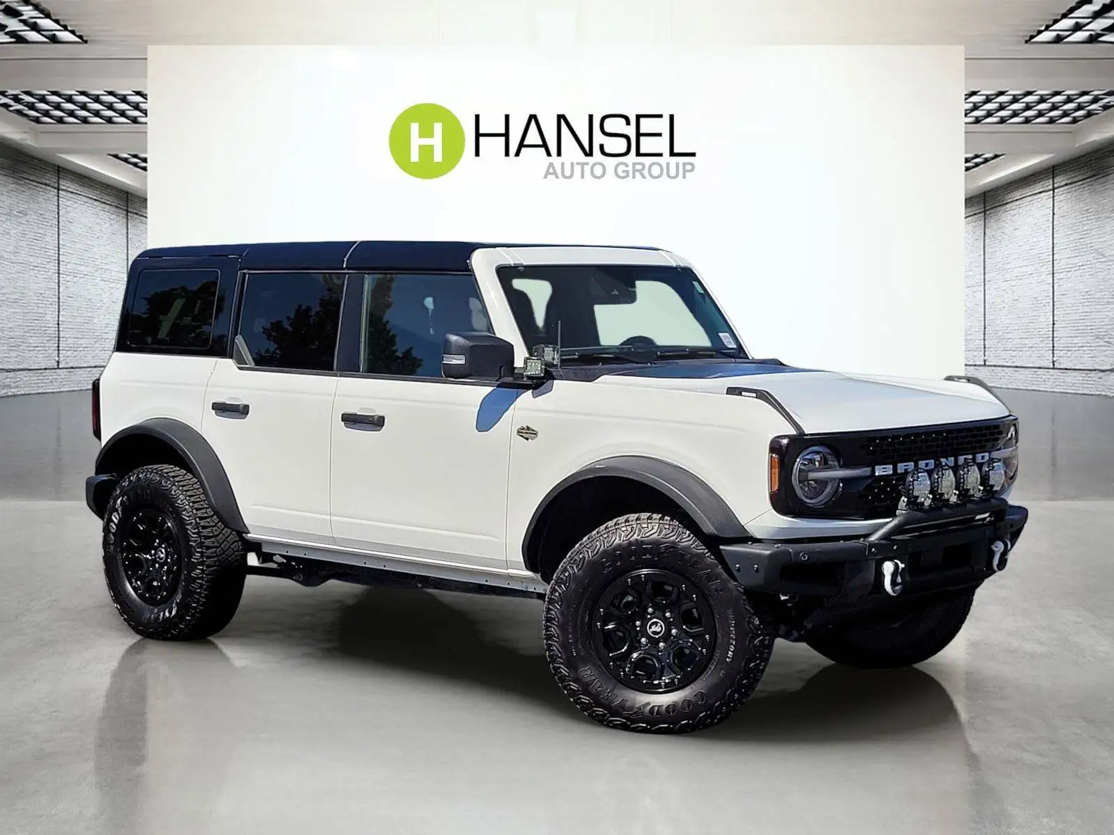 2024 Ford Bronco Wildtrak 4x4 photo 1