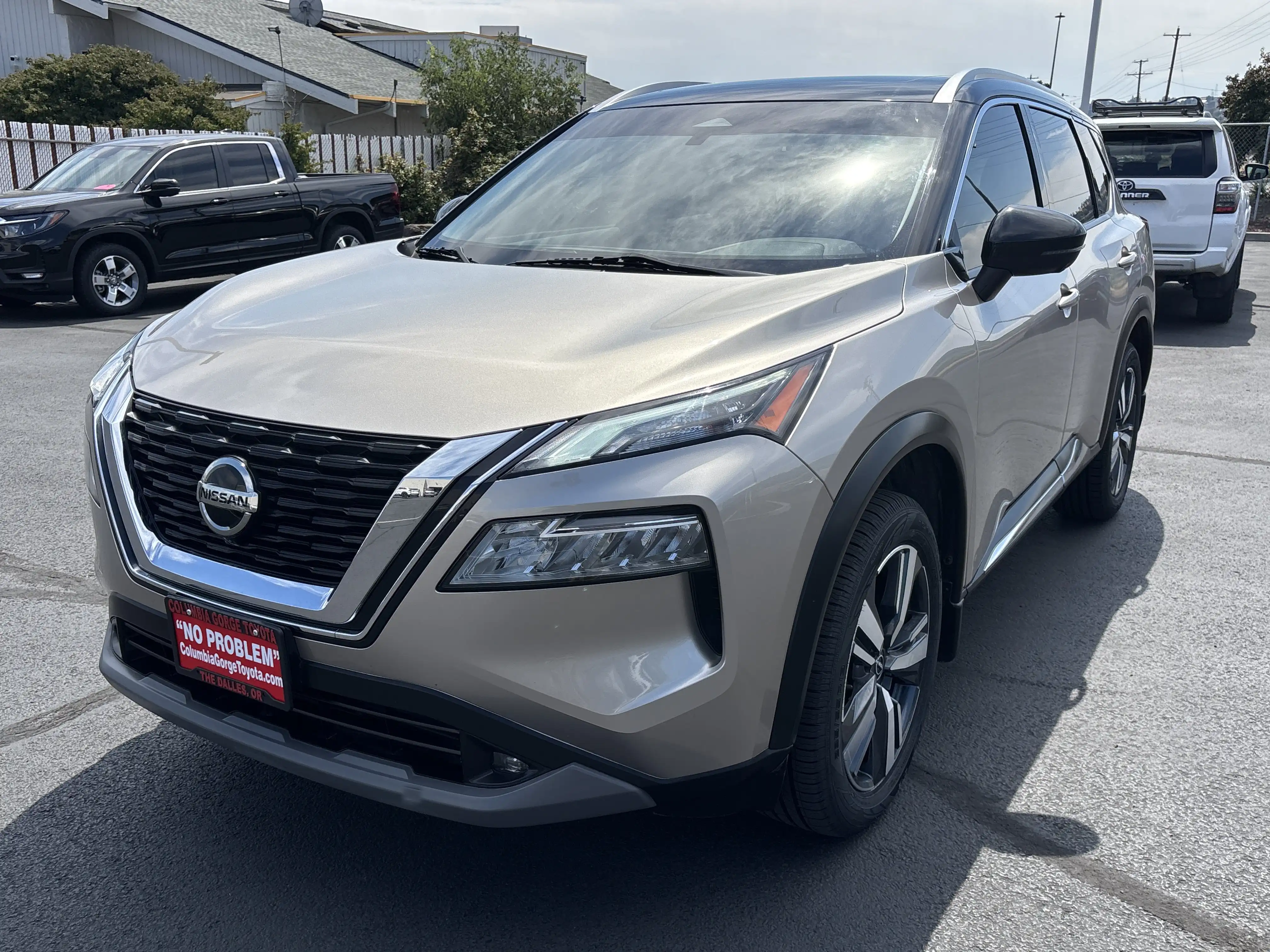 2021 Nissan Rogue SL AWD's photo