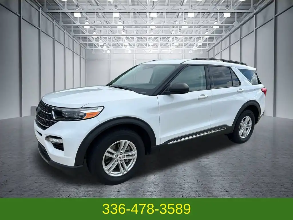 2023 Ford Explorer XLT 4WD's photo