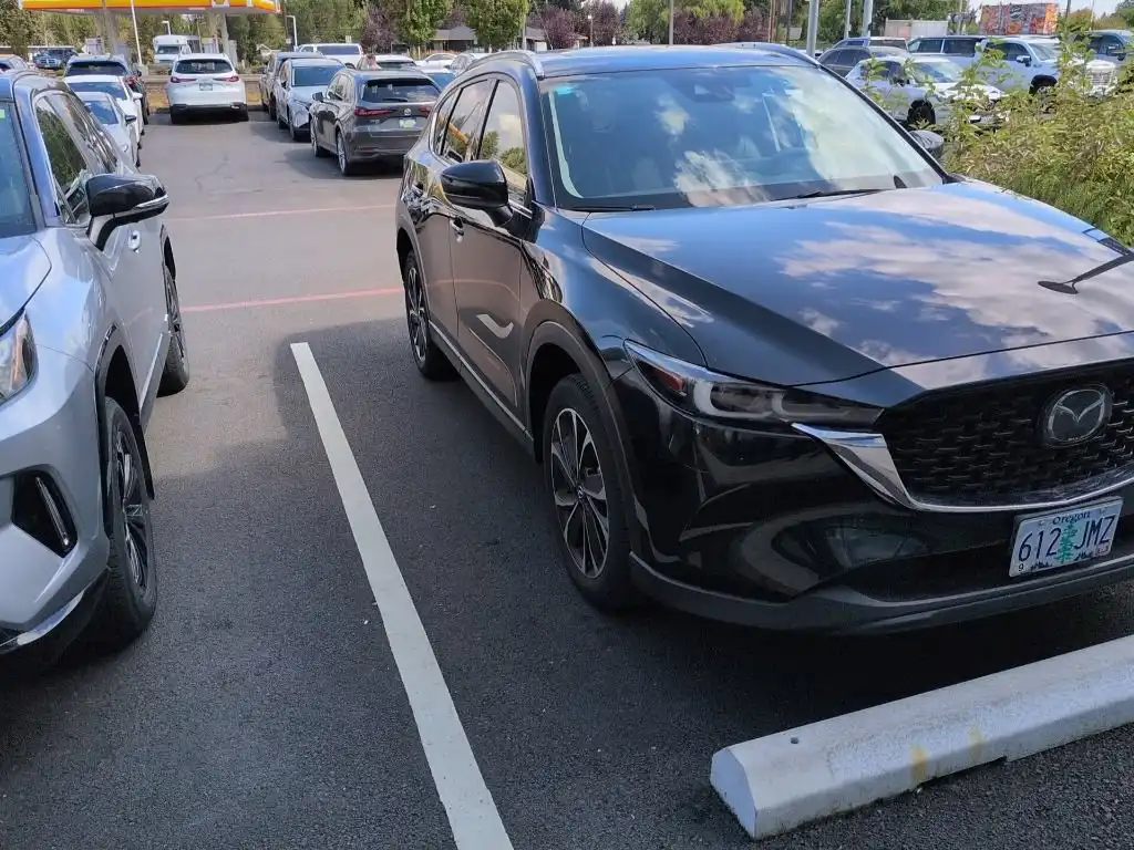 2022 Mazda CX-5 Premium AWD Auto Package S's photo