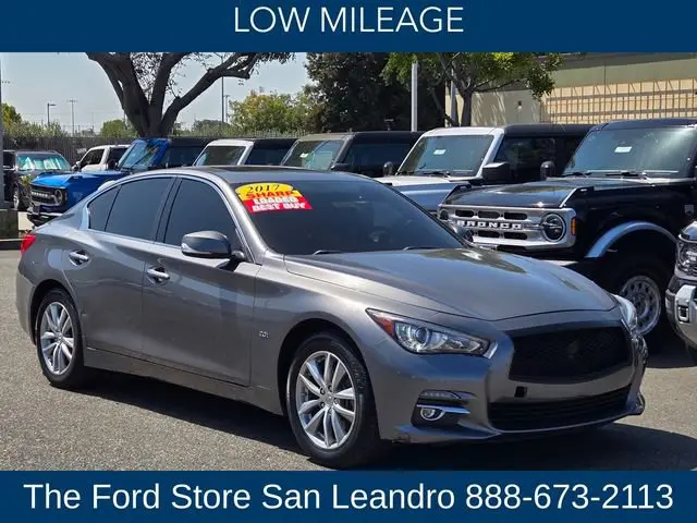 2017 INFINITI Q50 2.0t photo 3