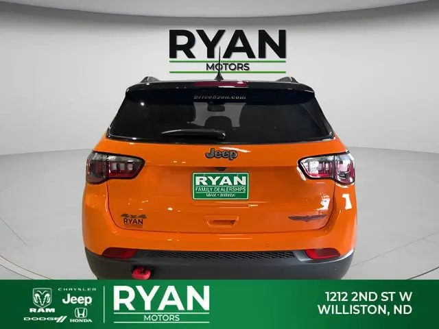 2026 Jeep Compass Trailhawk 4X4 photo 4