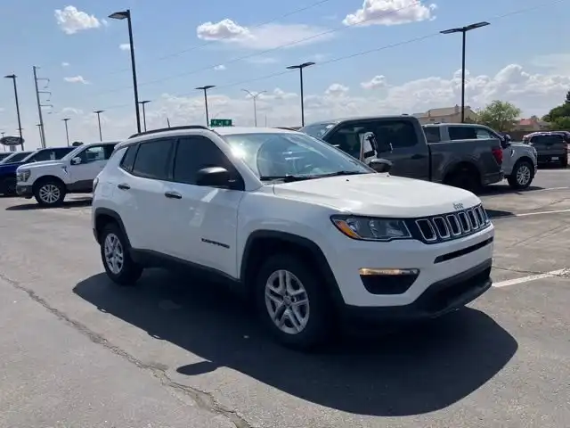 2018 Jeep Compass Sport's photo