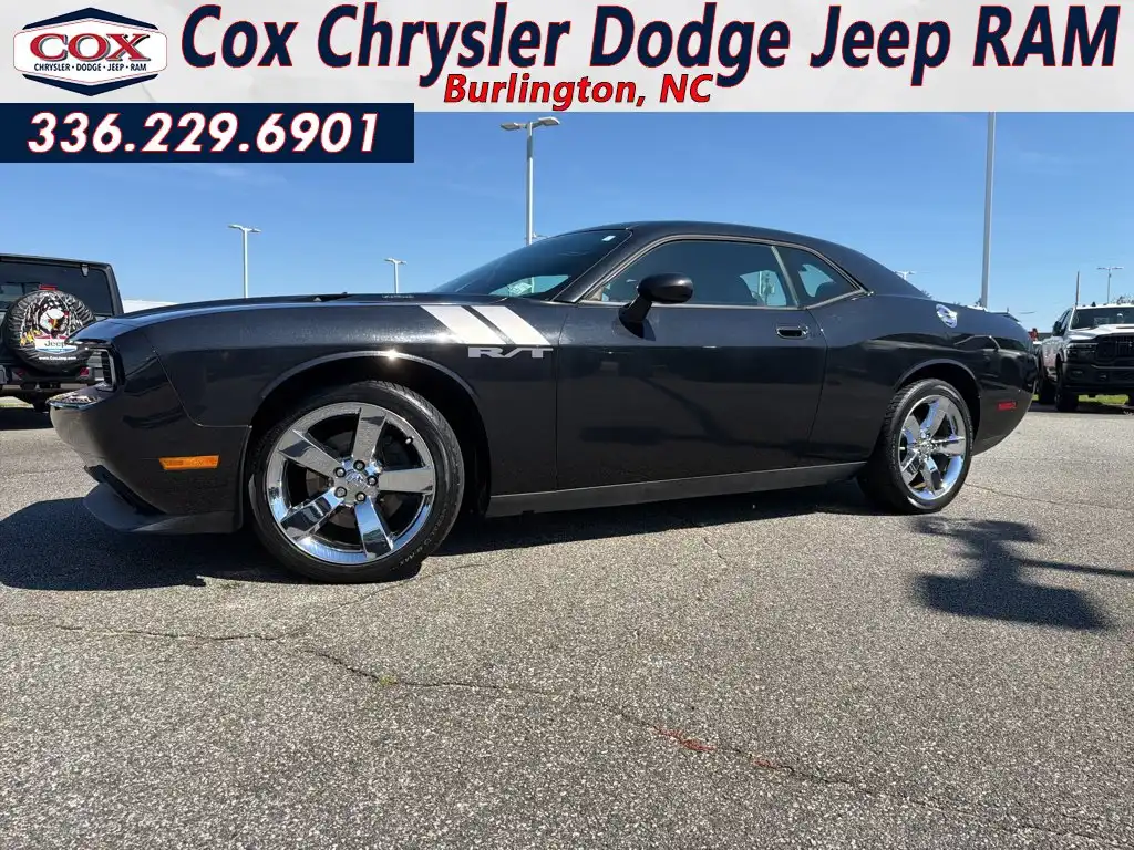 2010 Dodge Challenger R/T's photo