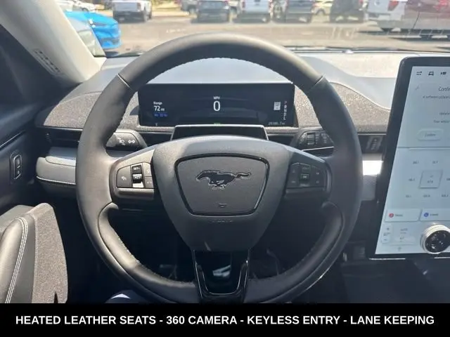 2023 Ford Mustang-Mach-e Select photo 3