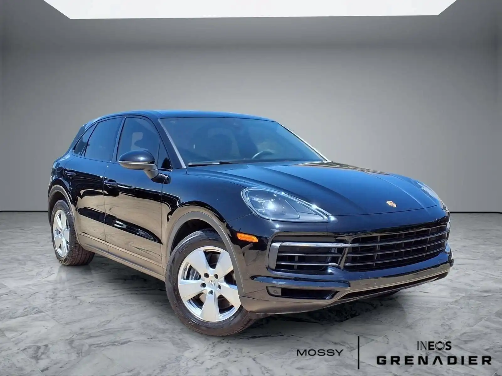 2021 Porsche Cayenne Base's photo