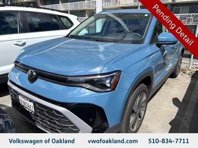 2025 Volkswagen Taos 1.5T SE 4Motion's photo