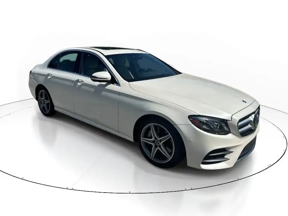 2018 Mercedes-Benz E-Class E300's photo