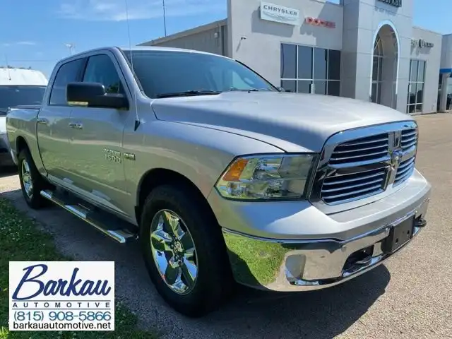 2015 RAM 1500 SLT 4x4 Crew Cab's photo