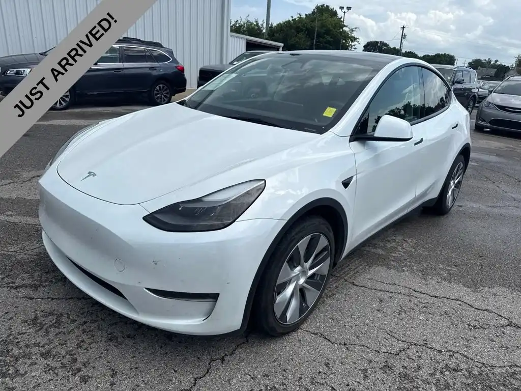 2023 Tesla Model Y Long Range Dual Motor All-Wheel Drive's photo