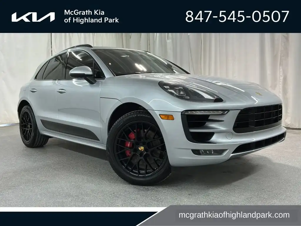 2017 Porsche Macan GTS's photo