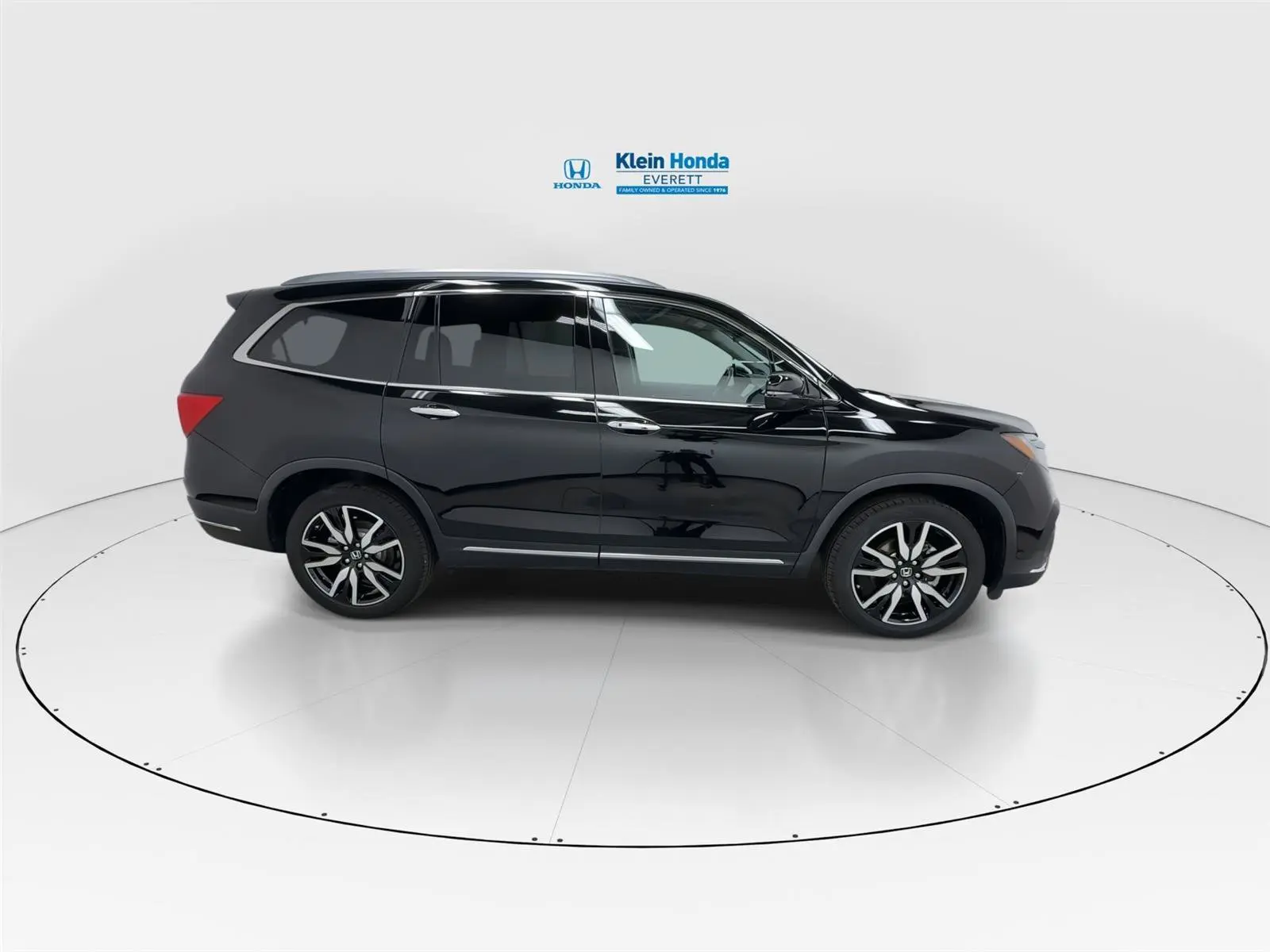 2019 Honda Pilot 4WD Elite photo 3