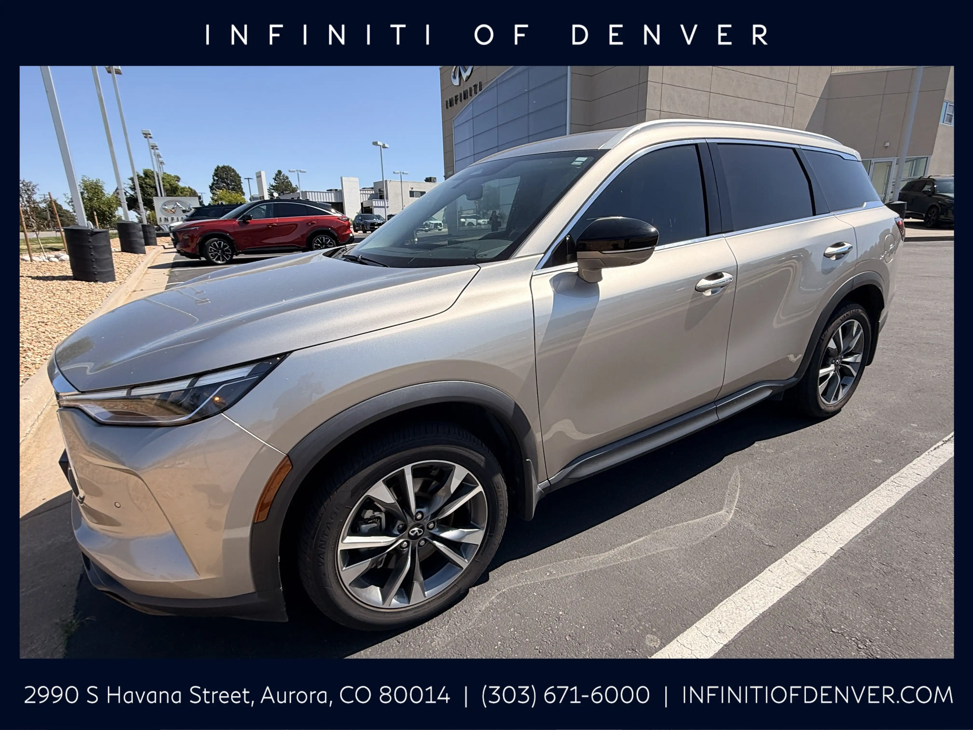 2023 INFINITI QX60 LUXE AWD's photo