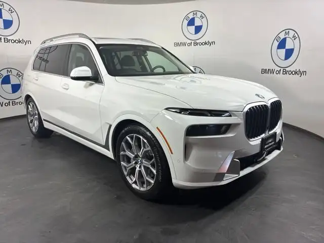 2026 BMW X7 xDrive40i's photo