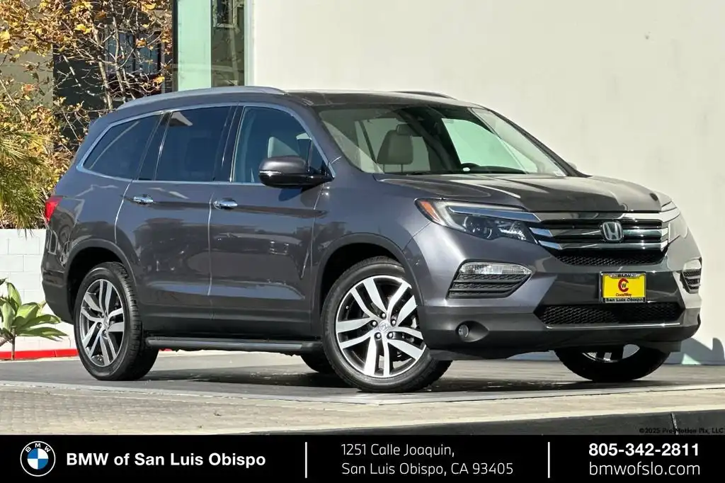 2016 Honda Pilot Elite 4WD's photo