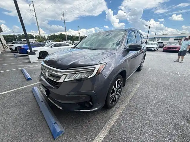 2022 Honda Pilot Touring-7 AWD's photo