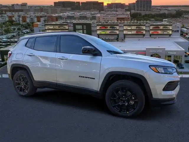 2026 Jeep Compass Latitude Altitude 4WD's photo