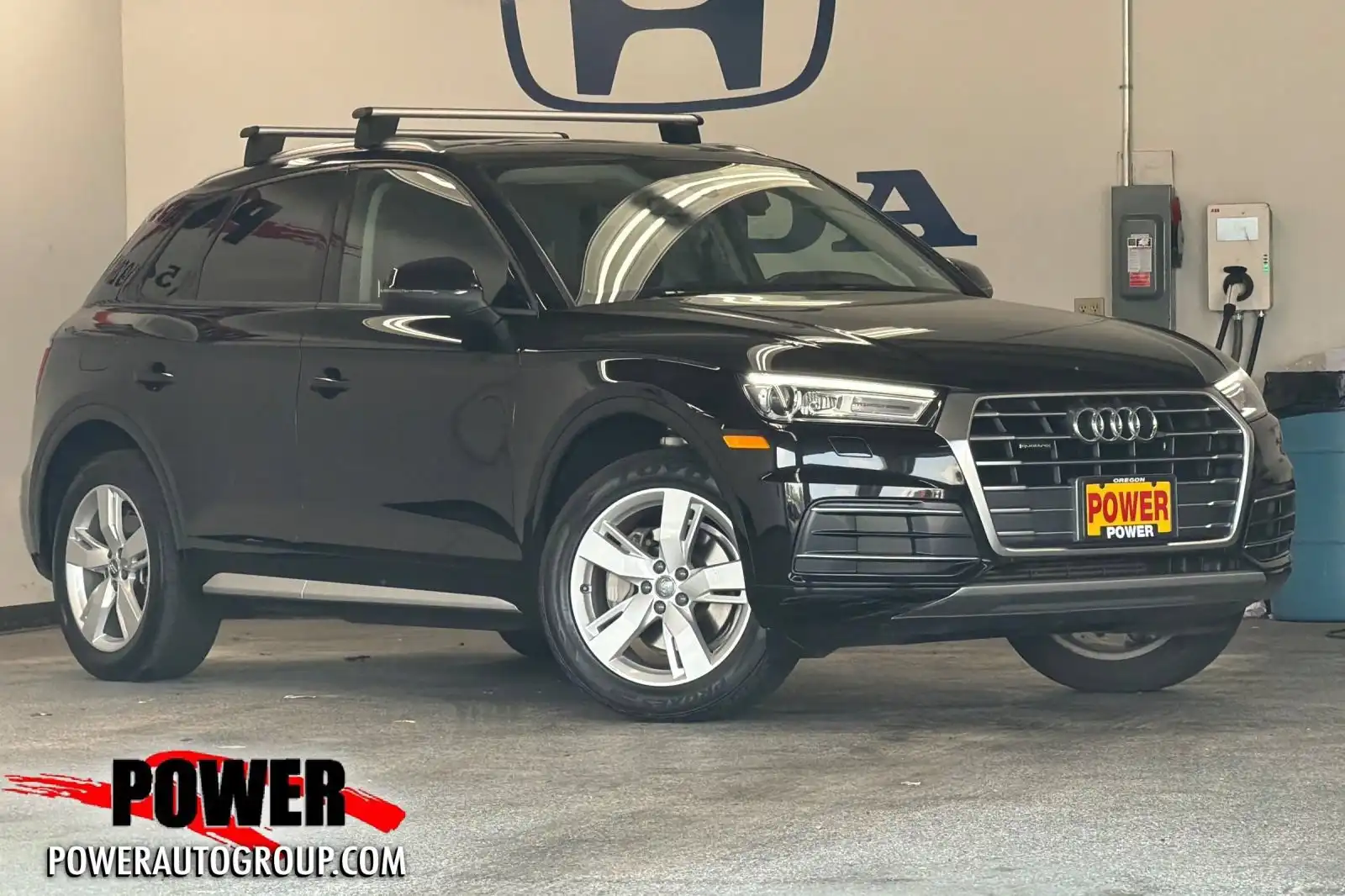 2018 Audi Q5 2.0T Premium quattro S tronic's photo