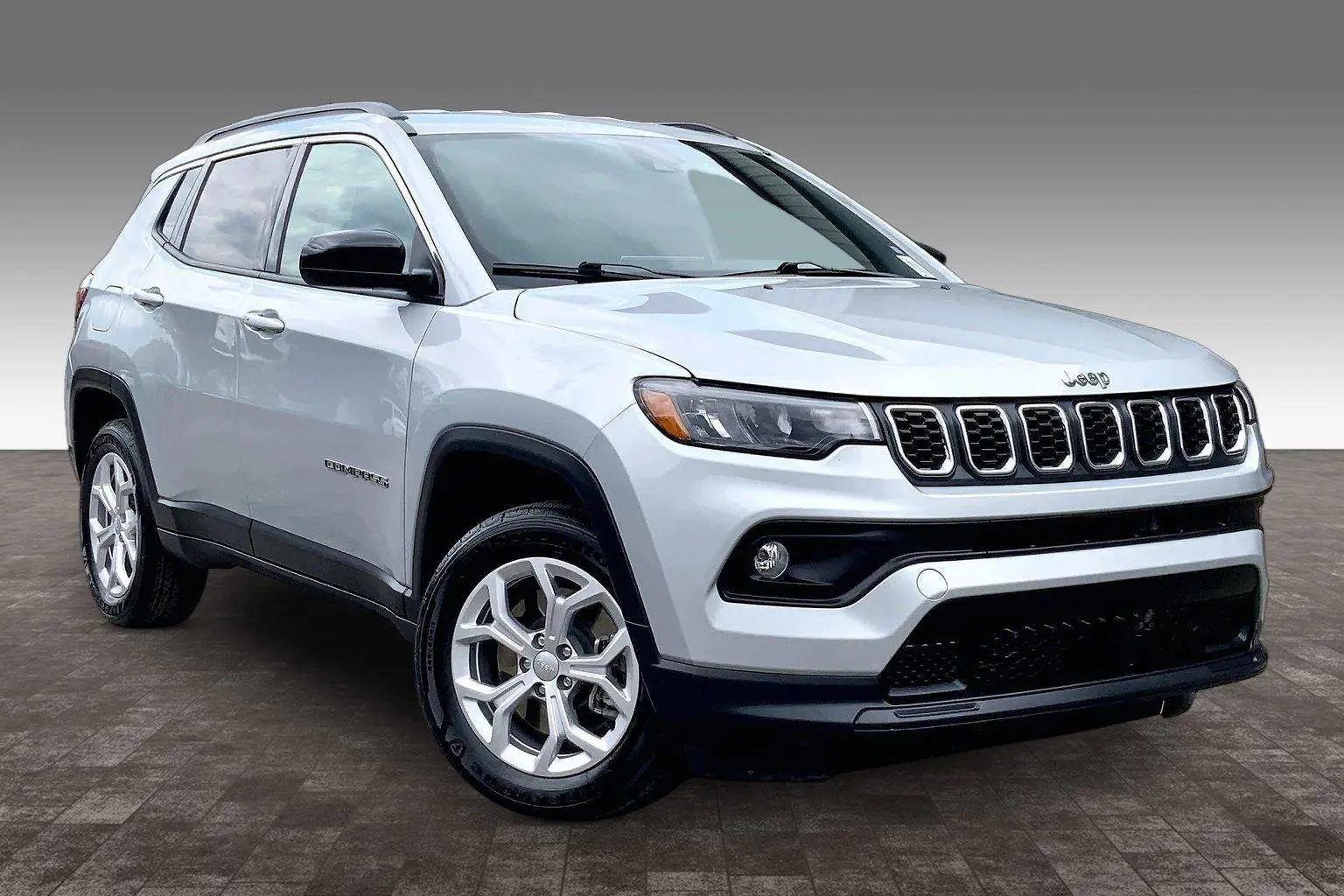 2024 Jeep Compass Latitude 4X4 photo 3