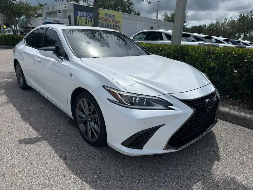 2020 Lexus ES 350 350 F Sport's photo