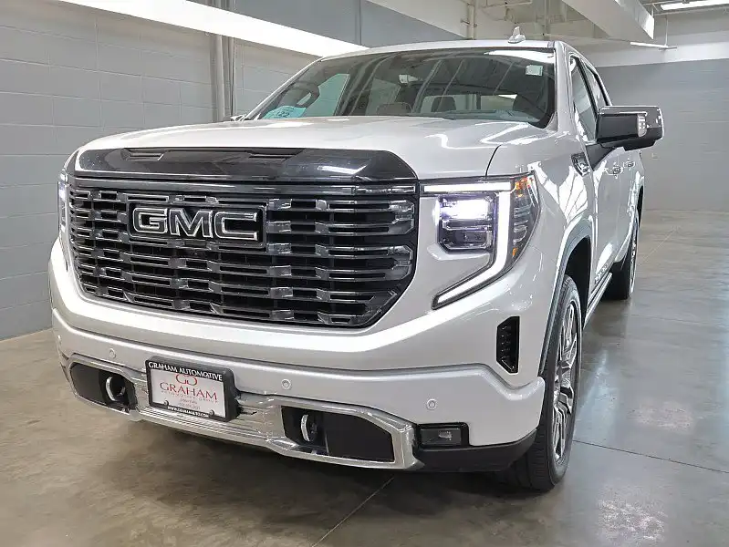 2024 GMC Sierra 4WD Crew Cab Short Box Denali Ultimate's photo