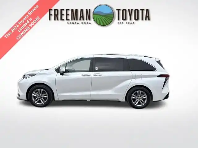 2024 Toyota Sienna Limited 7-Passenger Hybrid AWD's photo