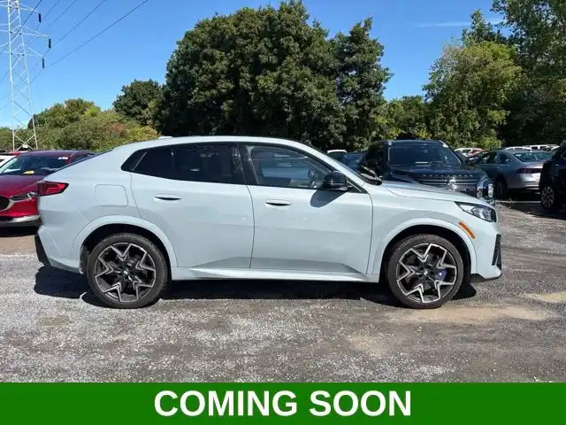 2025 BMW X2 M35i xDrive's photo