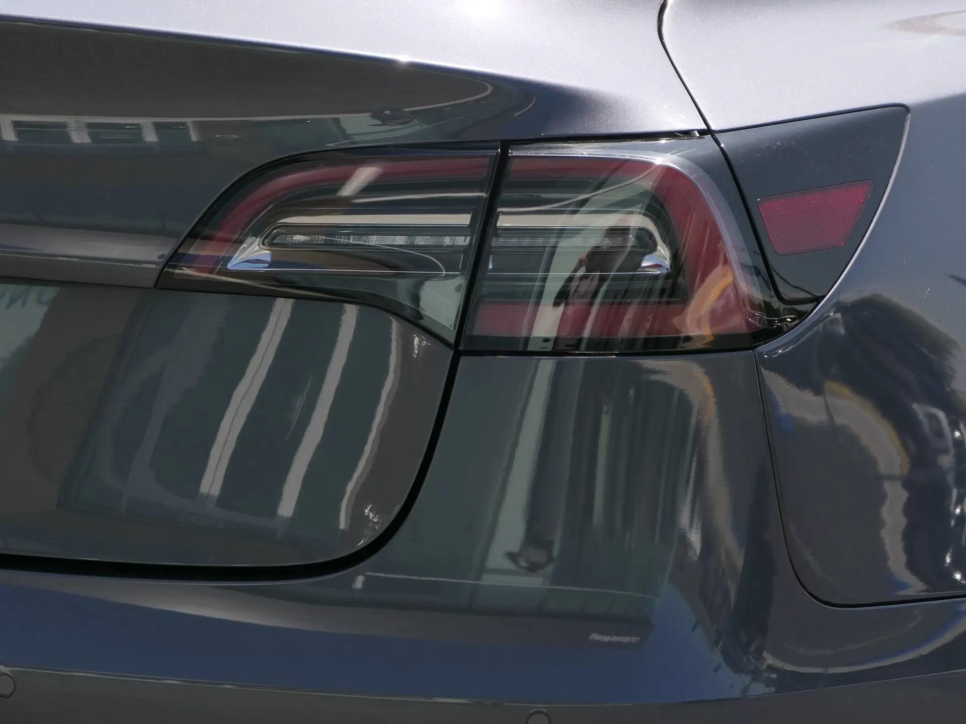 2019 Tesla Model 3 Standard Range Plus photo 4