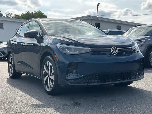 2023 Volkswagen ID.4 Pro SK's photo