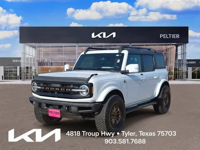 2021 Ford Bronco Outer Banks 4WD photo 3