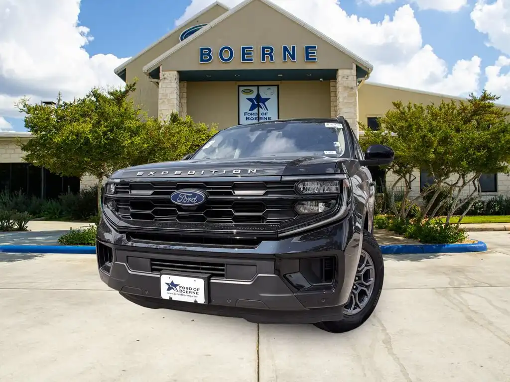 2025 Ford Expedition Active 4x4's photo