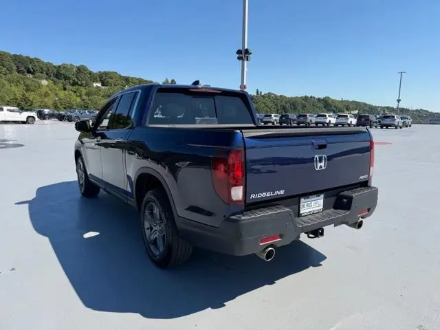 2023 Honda Ridgeline RTL-E AWD photo 5
