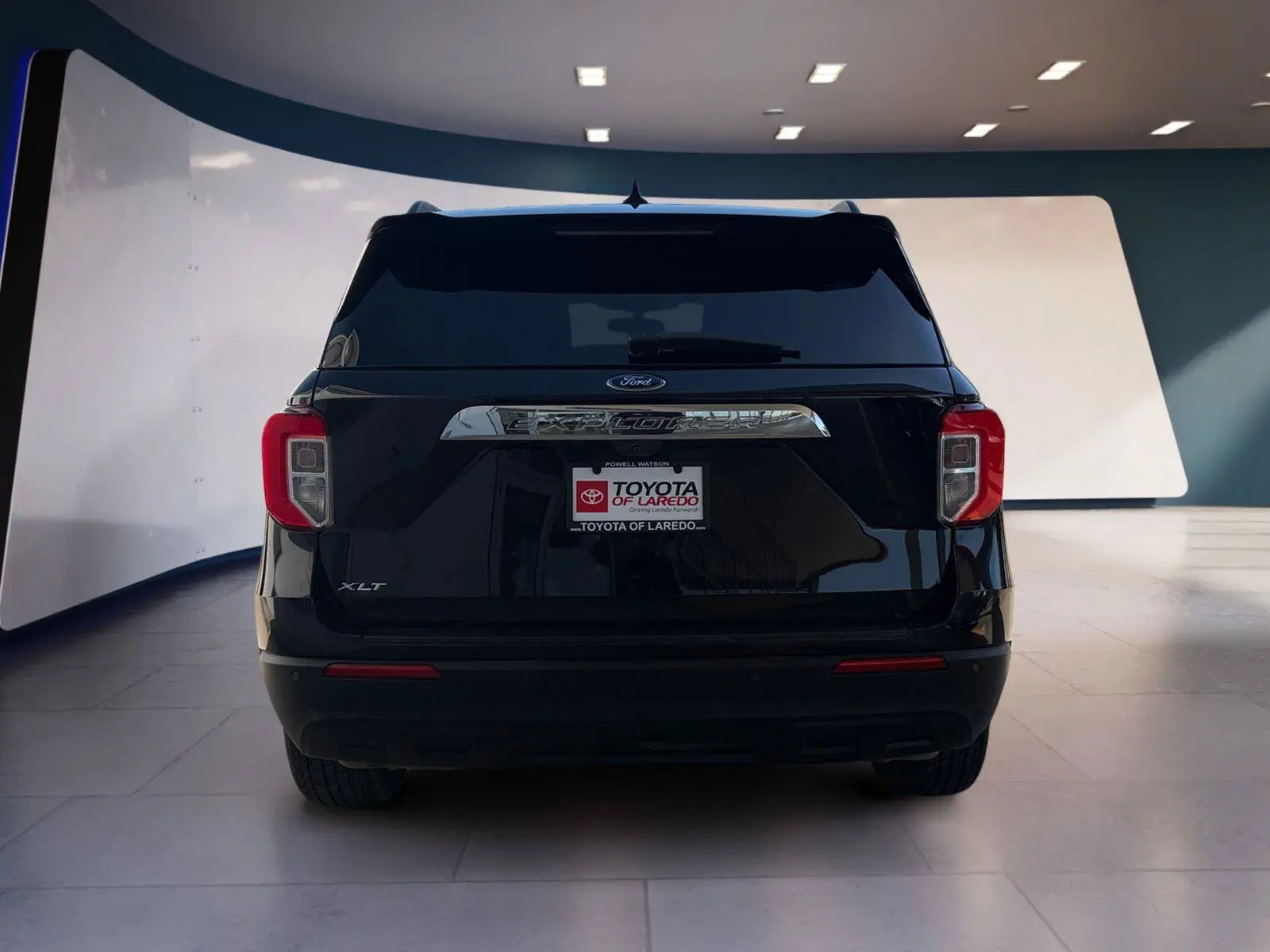 2024 Ford Explorer XLT RWD photo 4