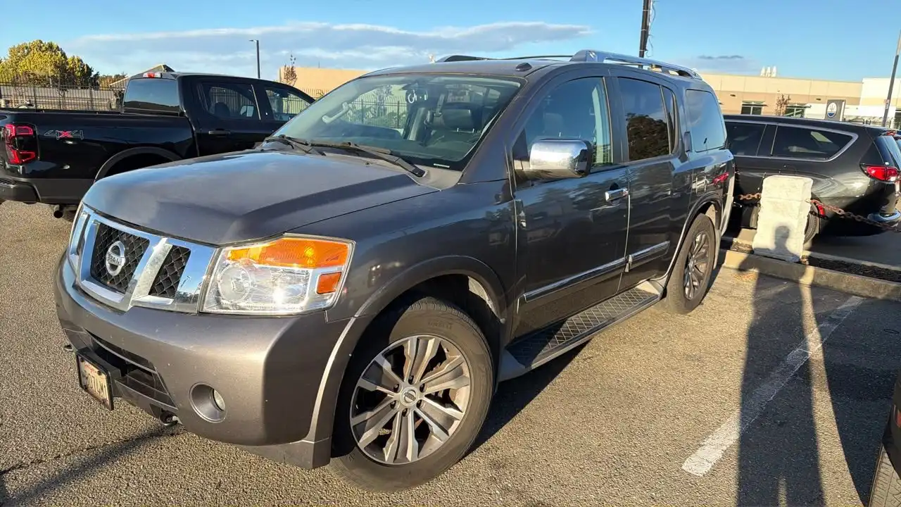 2015 Nissan Armada SL 2WD's photo